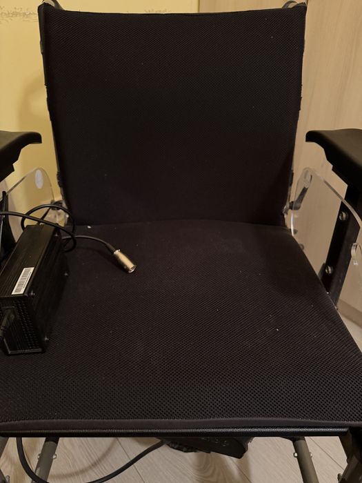 wozek inwalidzki elektryczny