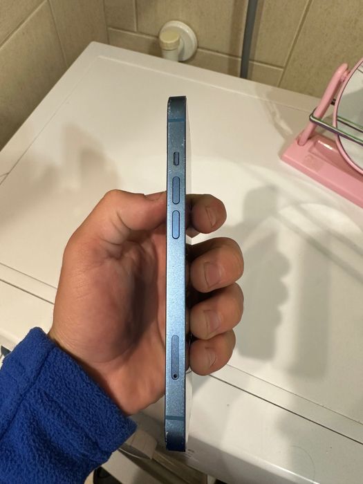 Sprzedam iPhone 13