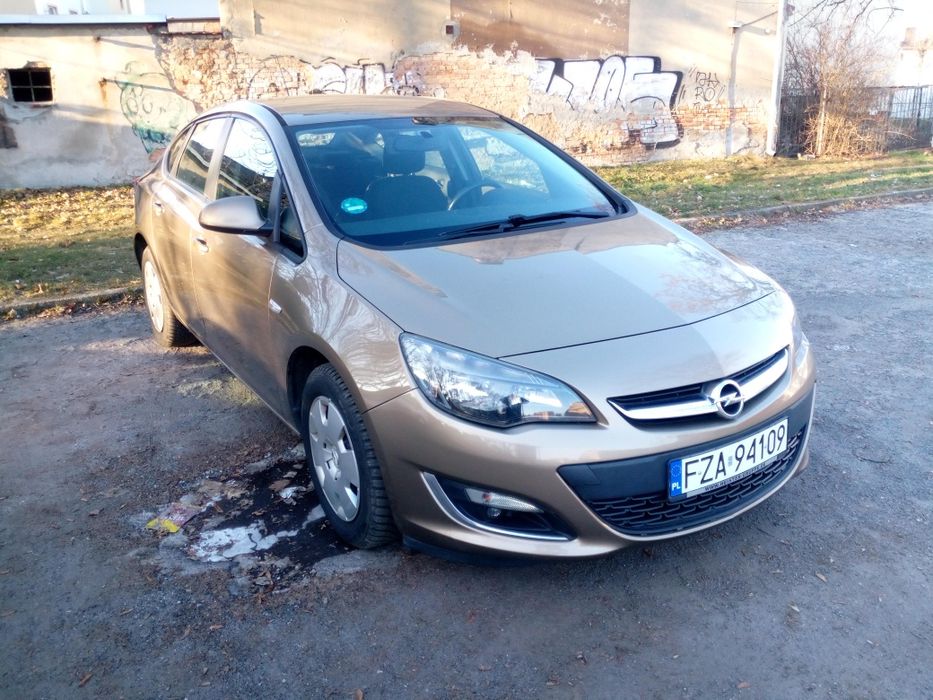 Opel Astra J 1,4 Turbo 140KM