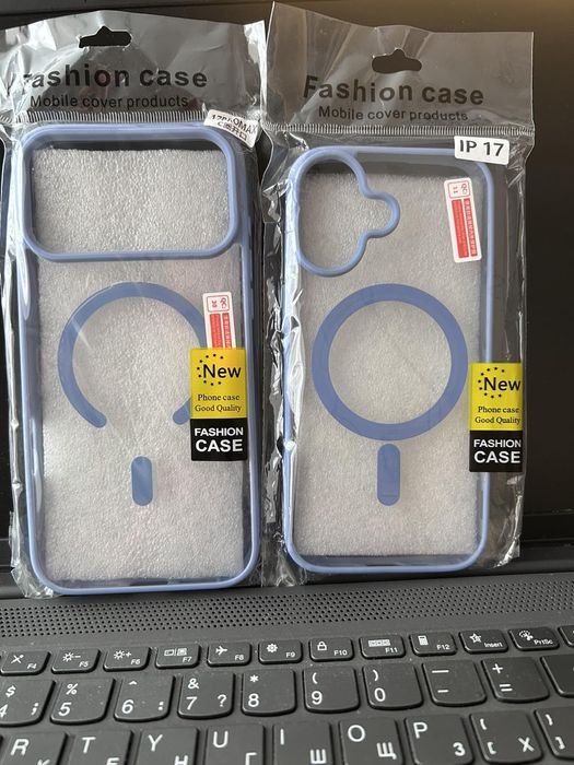 Чохли на iPhone 17