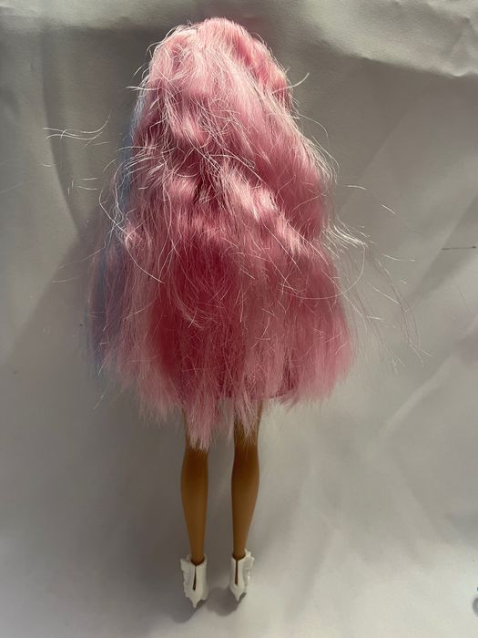 Lalka Barbie długowłosa księżniczka DKB61