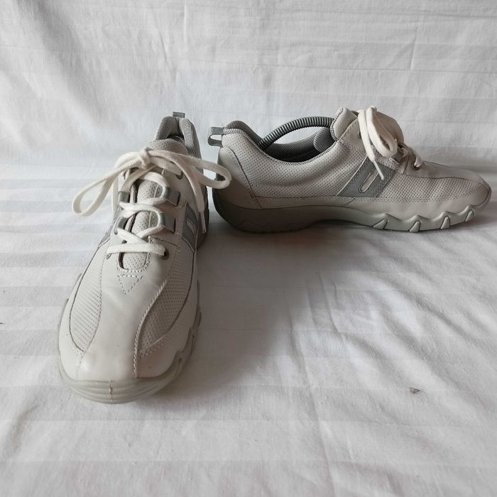 Hotter roz. 41  /UK 7/ - dł. wkł.26,5 cm- skóra- jak nowe