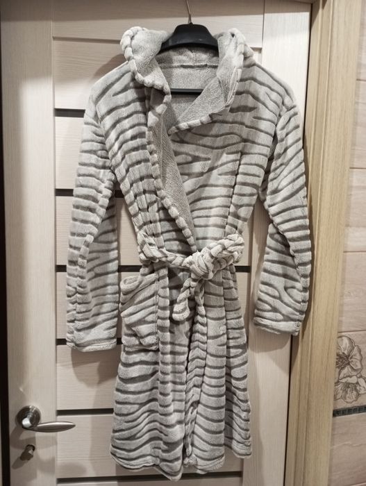 Халат жіночий сірий