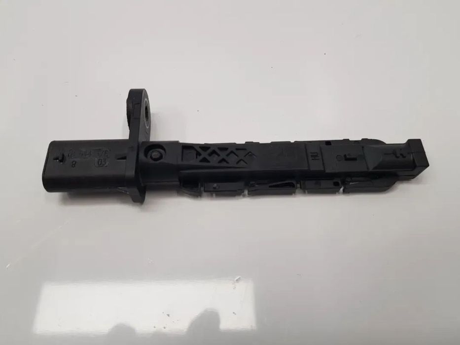 Czujnik położenia wału BMW F39 F40 F45 F46 F48 F54 F55 F56 F57 F60 G01 G02 G05 G06 G07 G11 G12 G20 G21 G30 G31 6844376 1