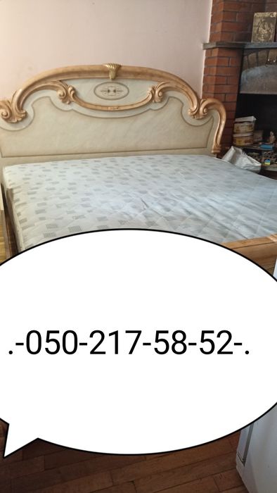 Итальянская двухспальная кровать с ортопедическим матрасом зима-лето