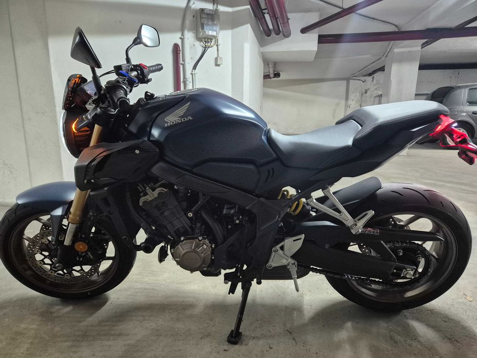 Honda CB 650R «VALOR FIXO»