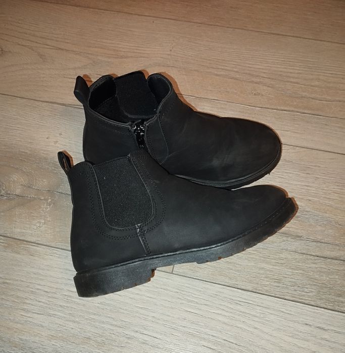 Sztyblety z imitacji skóry r.32