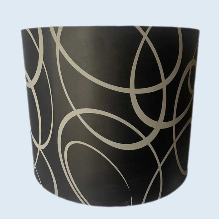 Abajur 45 x 38 preto e cinza com padrão moderno abstrato