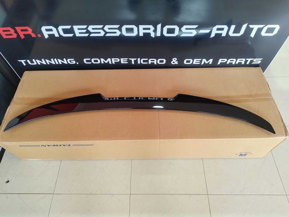 Aileron/Spoiler BMW F32/F33/F36/F30/E90/92/F10/E60 Look M4 Preto Piano