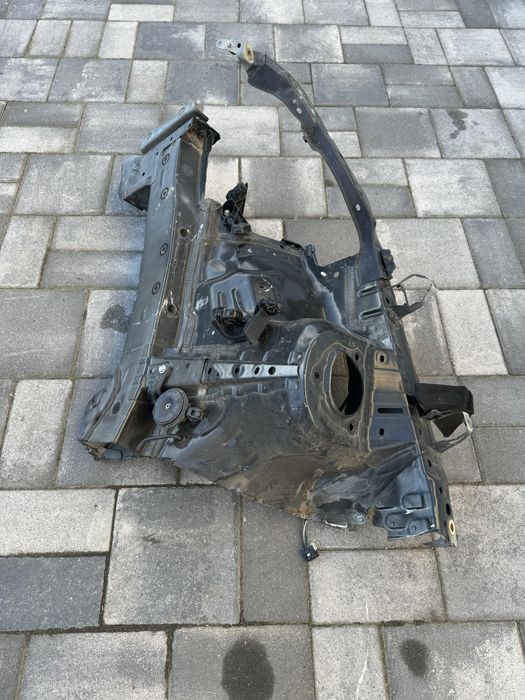 Lexus NX300 300h 200t Лонжерон правий Четверть передня права. РОЗБОРКА