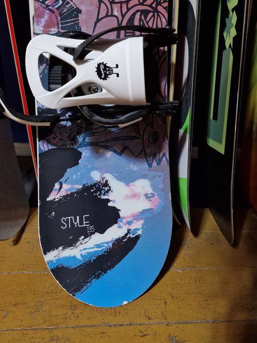 Komplet deska snowboardowa Trans Style 135 cm z wiązaniami