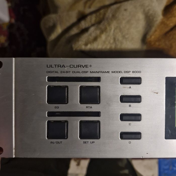Behringer DSP 8000 Ultra-Curve V2.0 24-Bit EQ RTA – Nowa Bateria, Spra