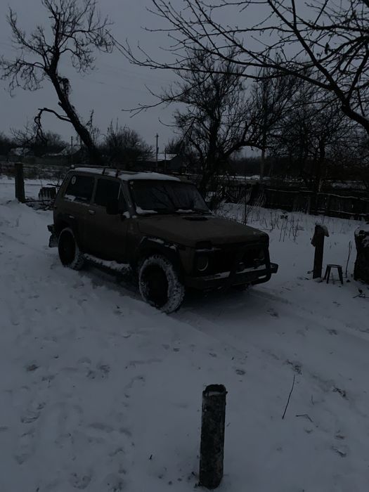 Продам Нива 2121