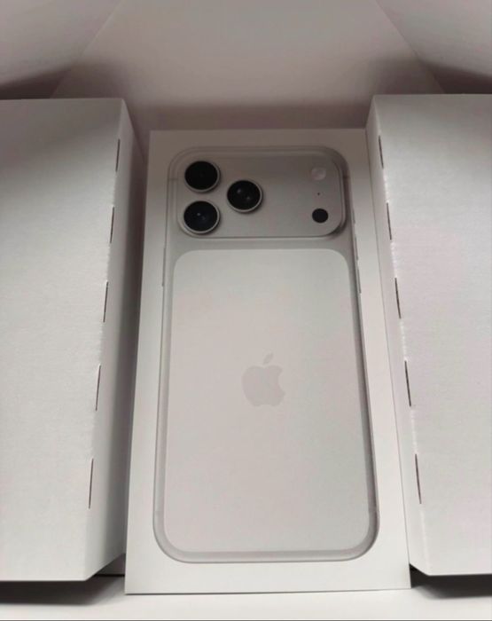 iPhone 17 Pro Max novo