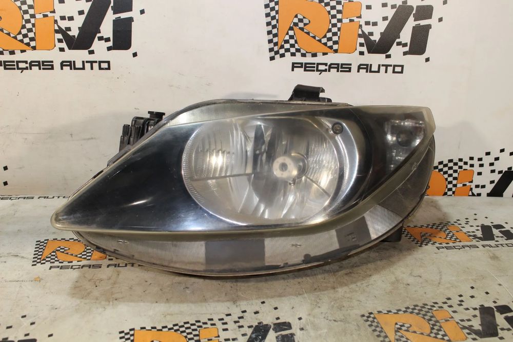 Ótica / farol esquerda SEAT Ibiza IV (6J5, 6P1)