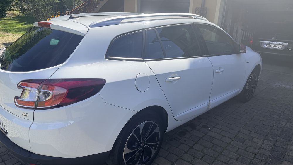 Renalt Megane 3 Bose Edition - POLECAM