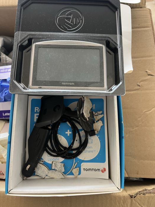 GPS TOMTOM usado para desocupar