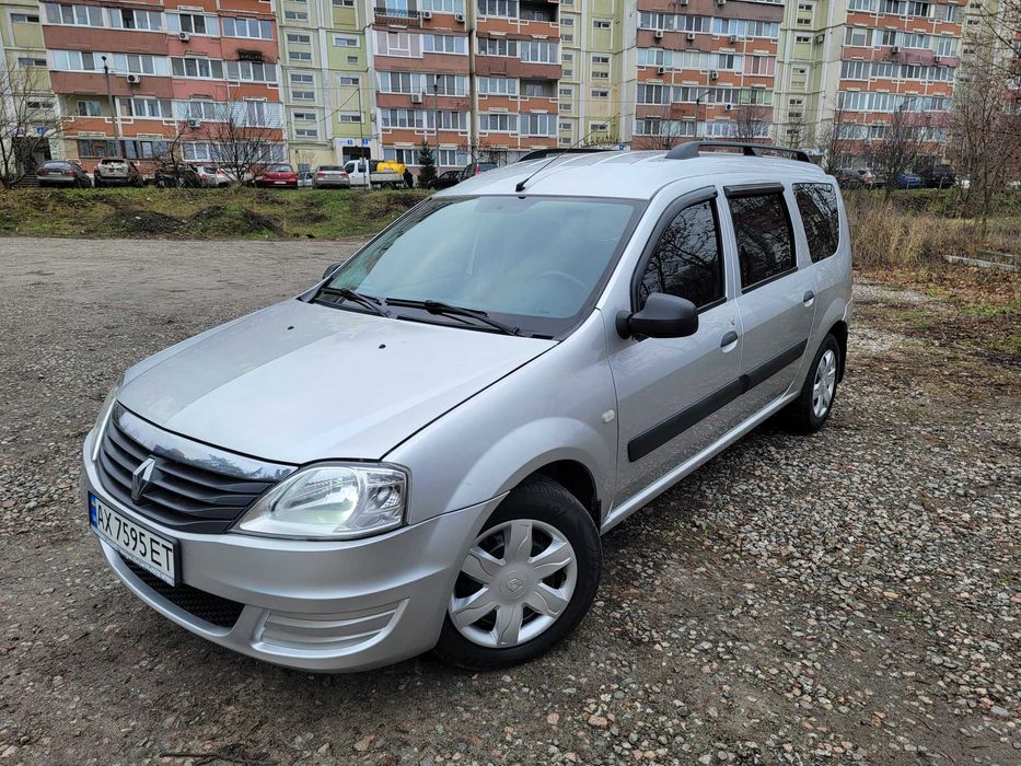 RENAULT LOGAN 2010г. продам