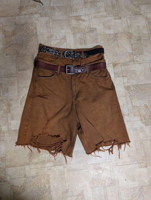 Шорты джинсовые zara double waist distressed y2k sk8 archive opium indie sleаze balenciaga flared bootcut niche japanese type swag пойдут под казачки