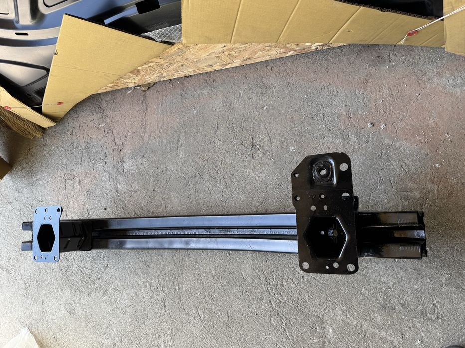 Усилитель бампера Model S підсилювач модел с