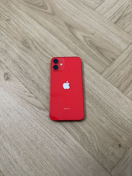 iPhone 12 mini + ładowarka + słuchawki