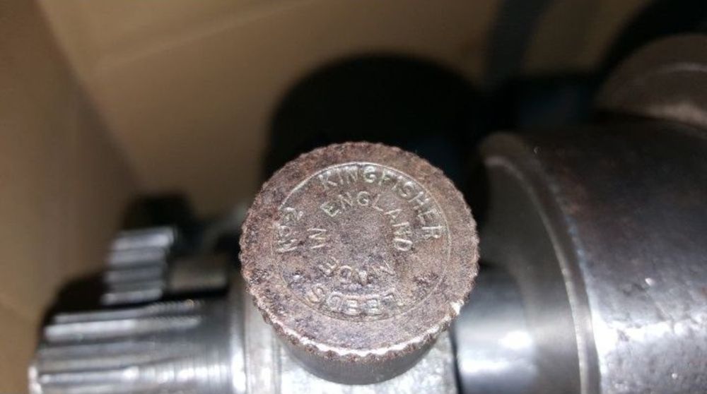 Torno mecânico antigo