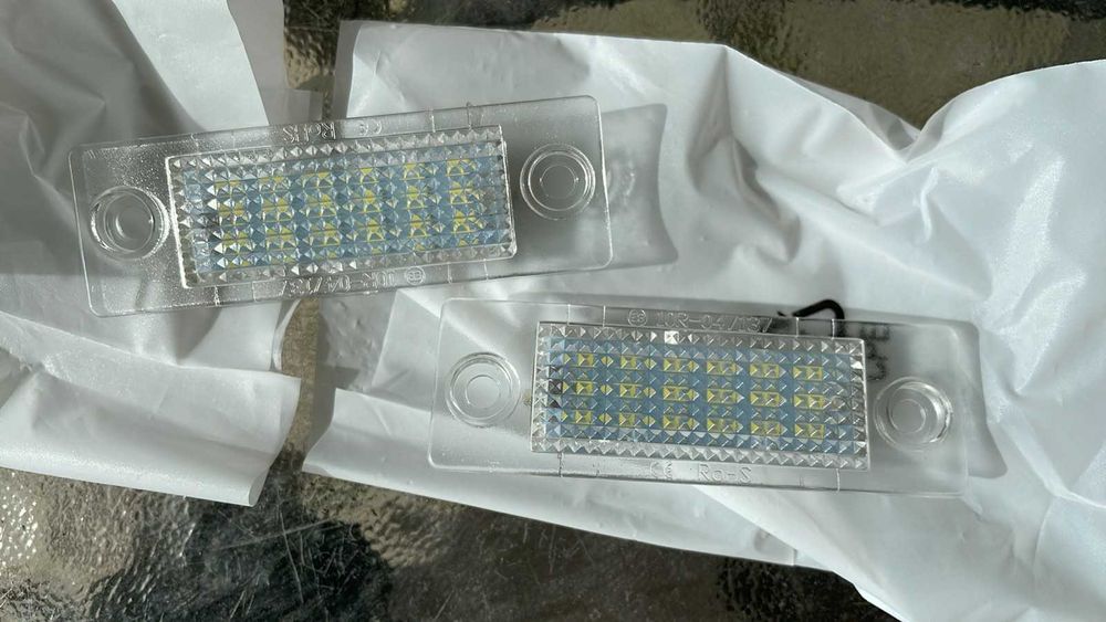 подсветка номера VW Transporter Caddy Touran Golf Passat ОсвітленяМото