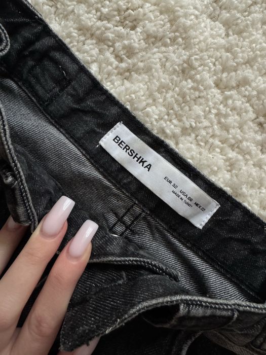 Джинси Bershka 32 розмір