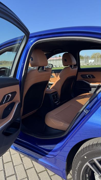 Оренда авто BMW G20 320i 2025, прокат авто