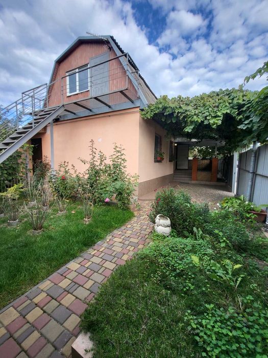 Продам отличный дом в районе Зелёного Яра