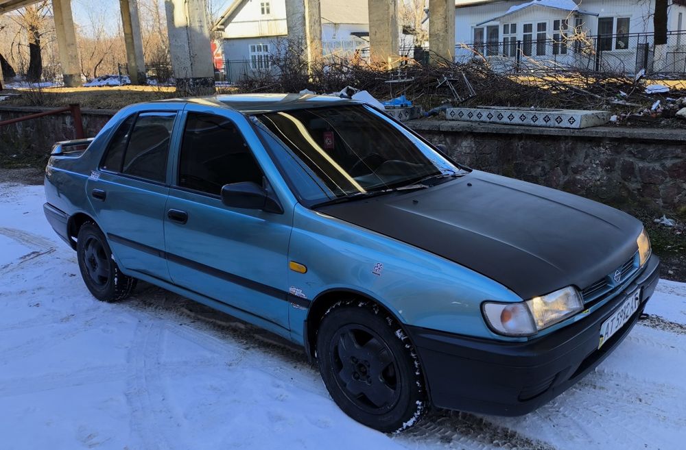 Nissan Sunny 1,4 1995 рік бензин авто машина