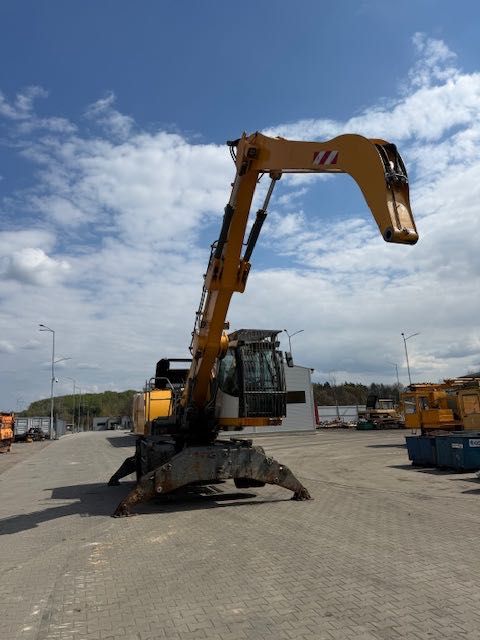 LIEBHERR LH 22 koparka przeładunkowa używana 2016 rok waga 22 tony