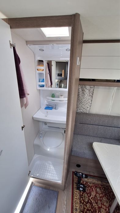 Hobby 390 Ontour bogato doposażona, mover, jak nowa !!