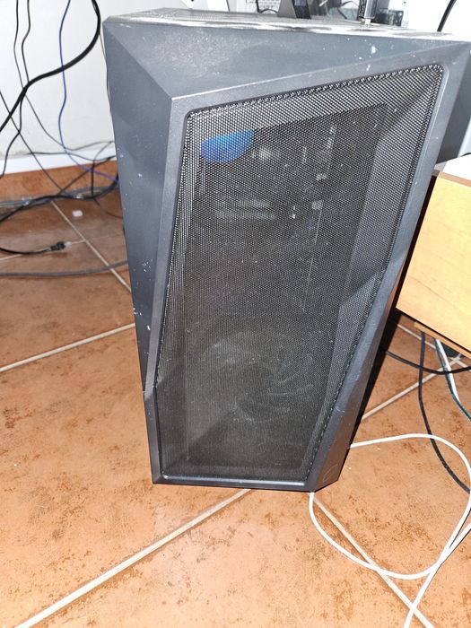 Desktop personalizado AM5 Ryzen 5 8500G