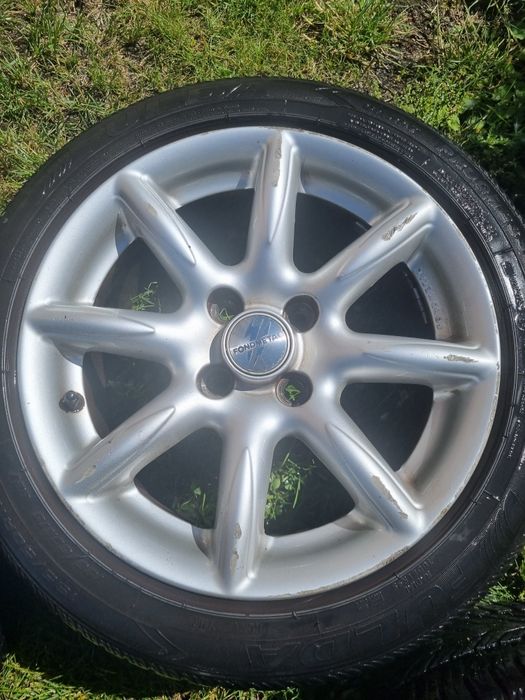 Felgi aluminiowe Fondmetal 15" 7J ET38 4 śruby – komplet 4 szt.