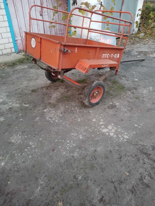 причеп      легковий