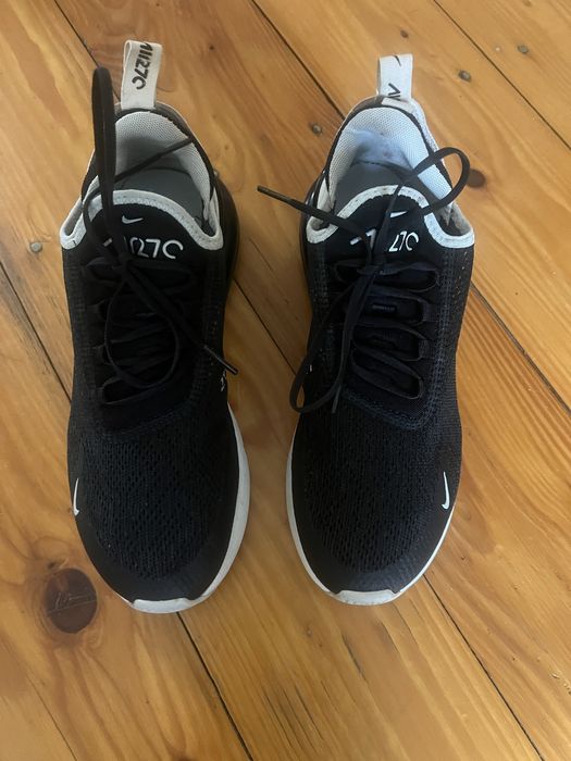 Кросівки Nike Air Max 270