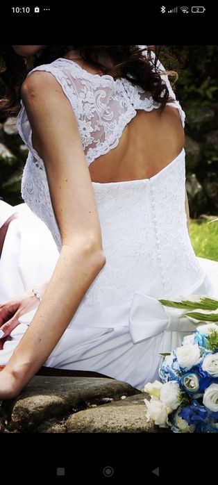 Suknia ślubna z pięknymi plecami