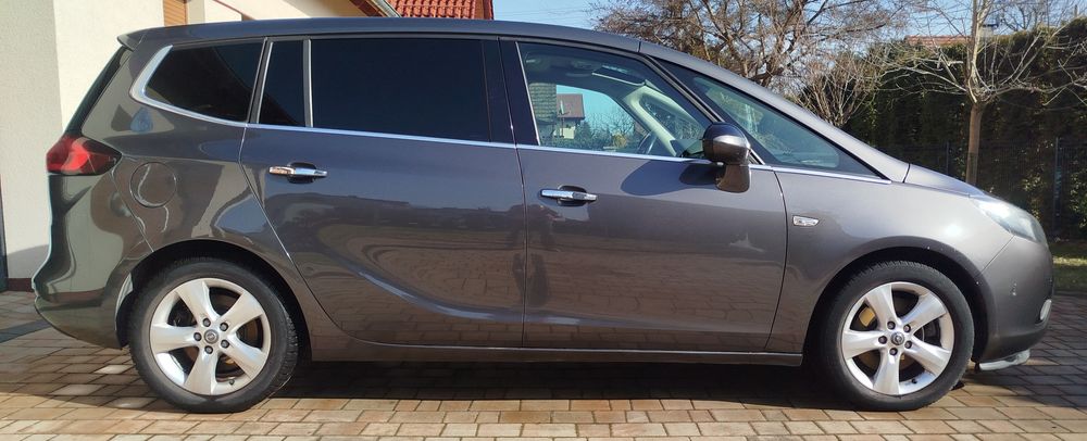 Opel Zafira 2.0 CDTi Cosmo 2012 rok automat  garażowany  7 miejsc