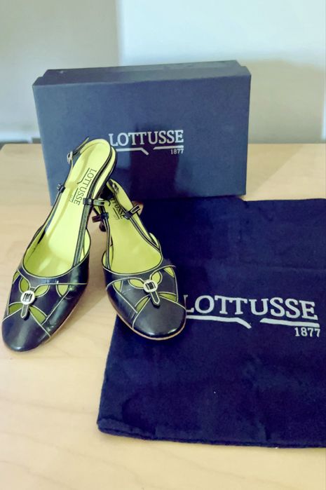 Sandalia Lotusse