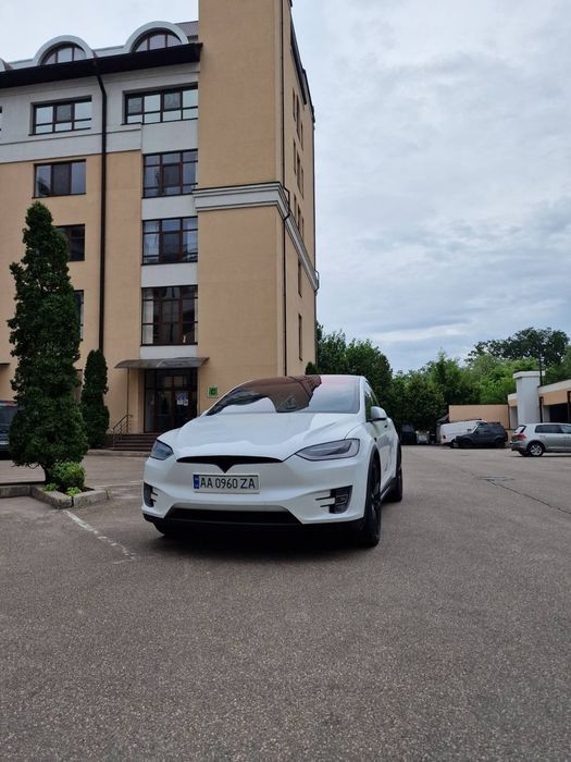 Продам Tesla Model X Perfomance 2018