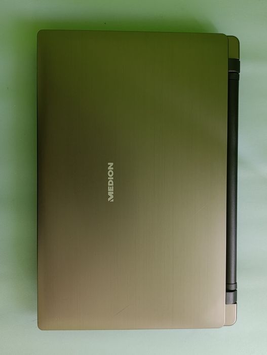 Ноутбук Medion Akoya P6647/і5-4300/8Гб/240Гб/GT825M_Хороша пропозиція!