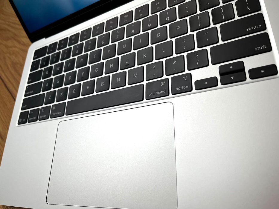 Apple MacBook Air M4 13,6" 16GB/512/Srebrny Idealny! Gwarancja! FV23%