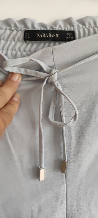 Zara spodnie r. L