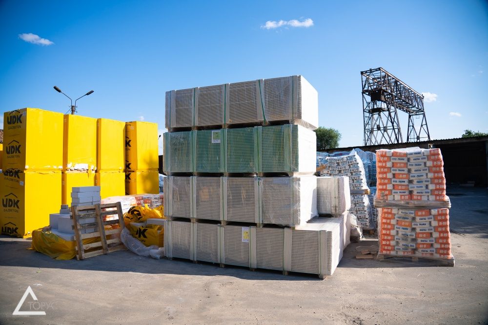 Плівка будівельна чорна, сіра, біла 1,5 м, 30 - 200 мк