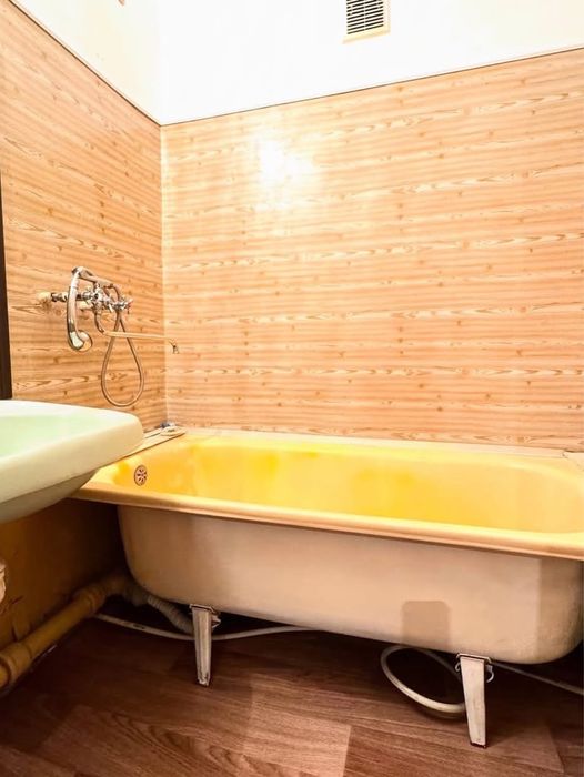 Продам 2-кімнатну квартиру район Сільпо