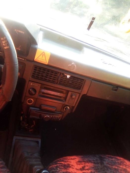 автомобіль Москвіч 2141