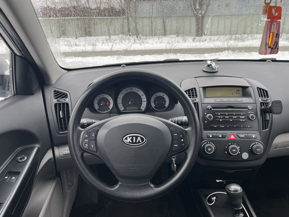 Kia Ceed 2007р 1.4бенз