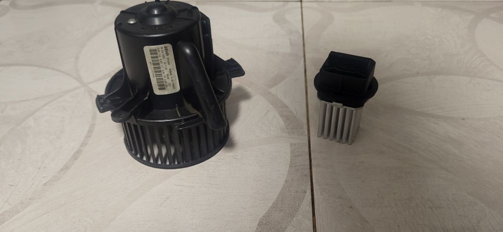 Citroen Моторчик печки +Реле печки