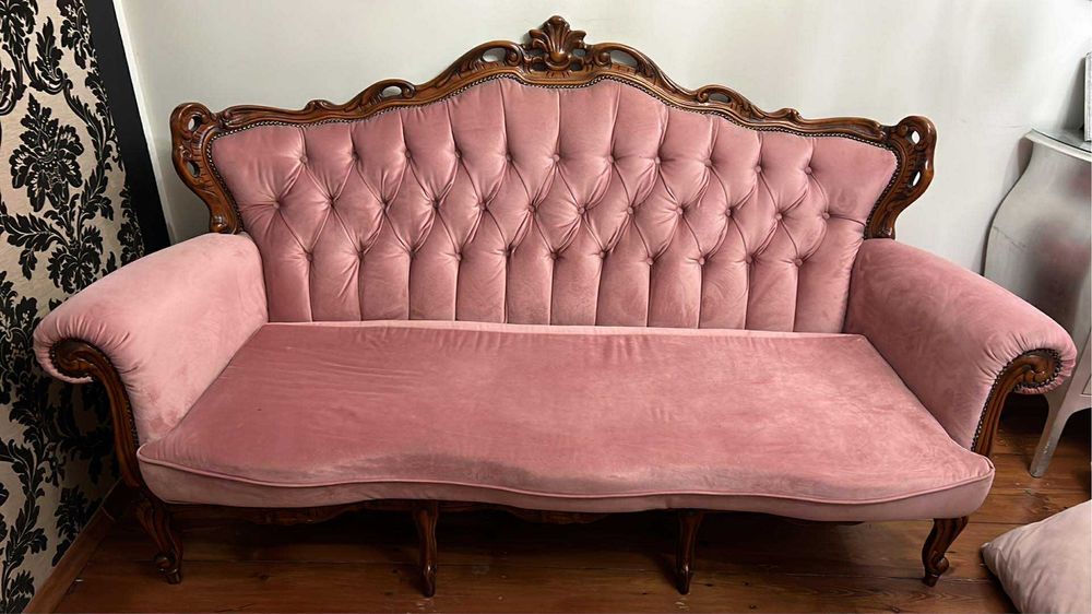 Zestaw mebli w stylu Ludwik